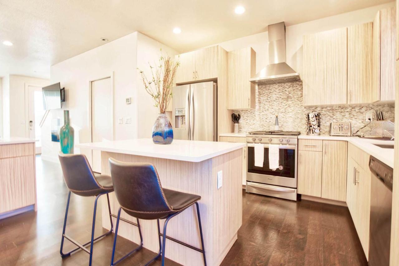 Beautiful 3 Bedroom Townhouse In Old Town North, Brewery District Форт-Коллінс Екстер'єр фото